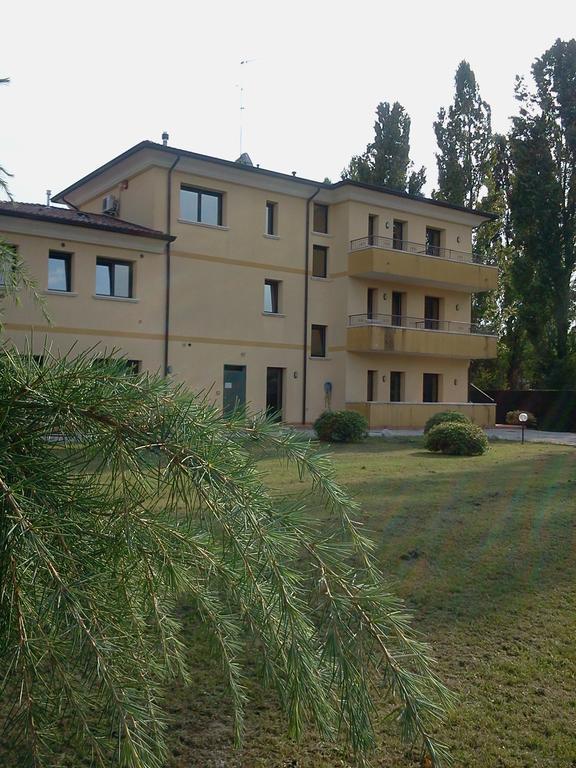 Albergo Al Portico Azzano Decimo Exterior photo