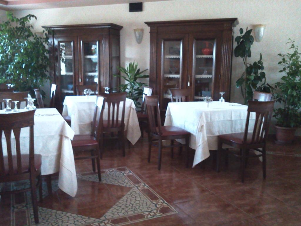 Albergo Al Portico Azzano Decimo Exterior photo